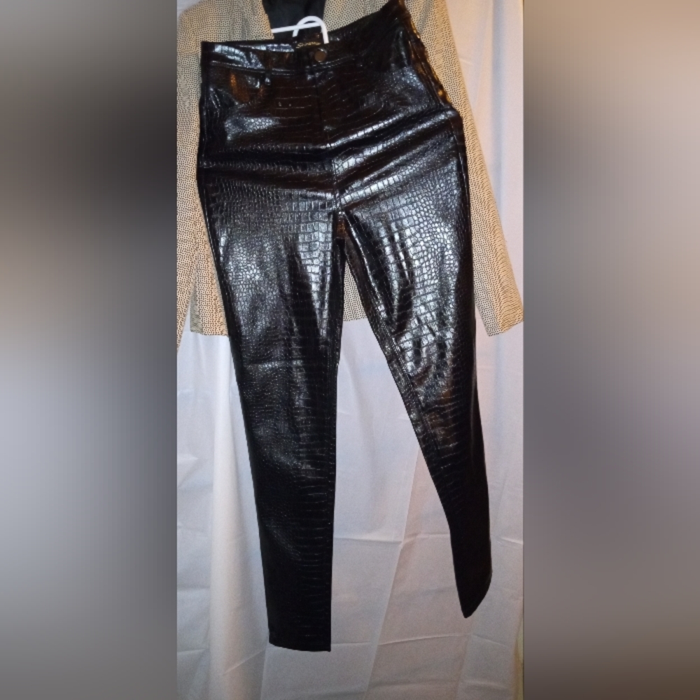 S Shinestar leather-like pants